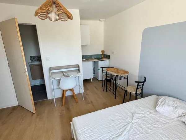 Studio 1 pièce 20 m²