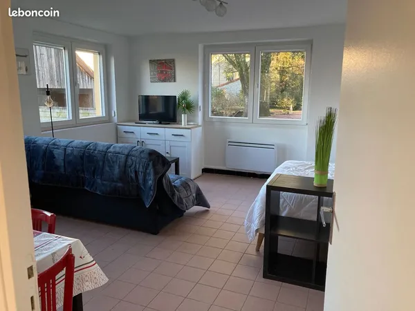 Spacieux Studio Calme avec Grande Cuisine et Confort Moderne
