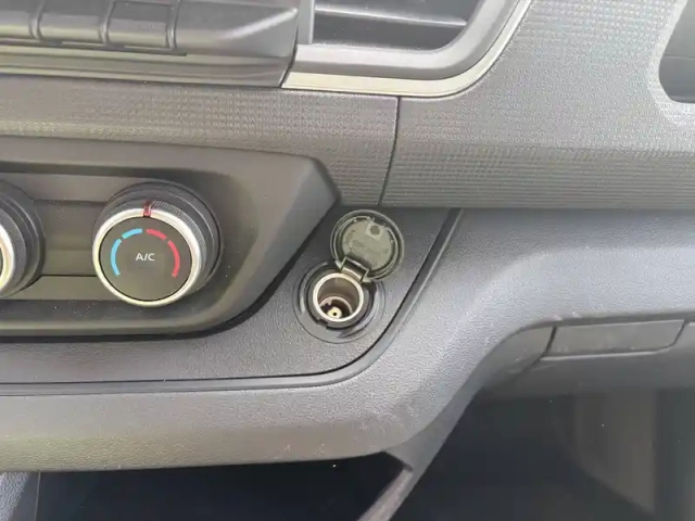 Renault Trafic fgn l1h1 2800 kg blue dci 130 — photo 43