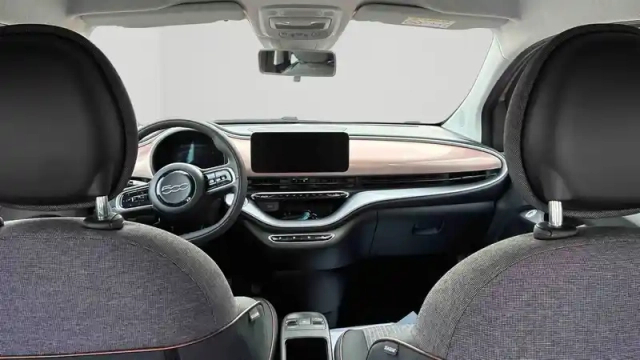 Fiat 500 e 95 ch — photo 15