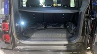 Land-Rover Defender 110 2.0 P300e PHEV Black Edition — photo 14