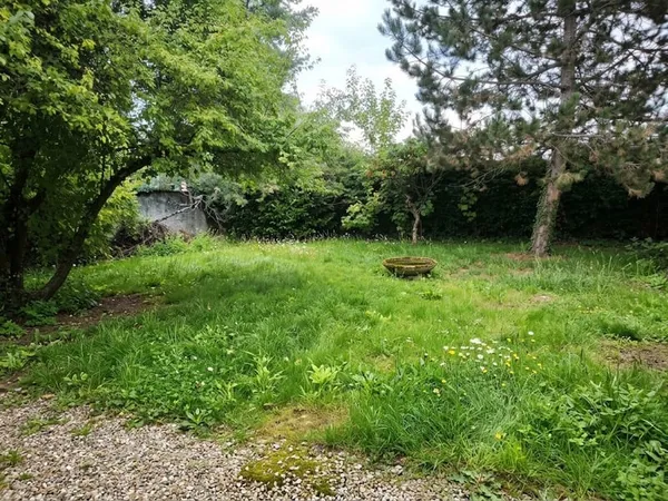 Exclusivité Terrain à bâtir de 354 m² avec 15 m de façade à Samoreau