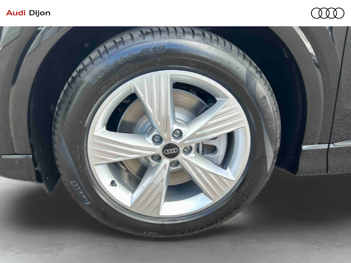 Audi Q4 SUV e-tron Performance Pack Business — photo 14