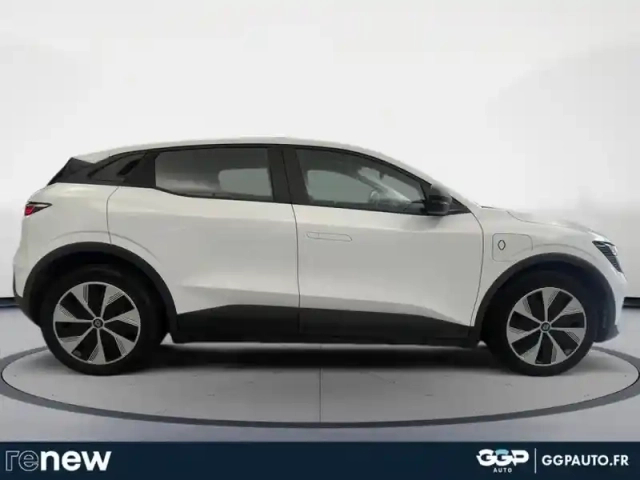 Renault Megane e-tech electric ev60 130ch evolution er super charge -c — photo 6