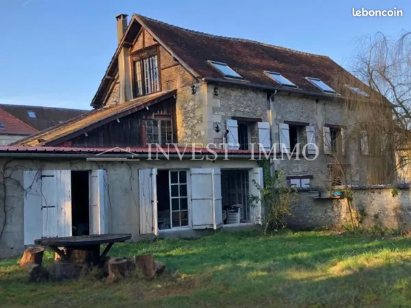Maison 12 pièces 335 m²