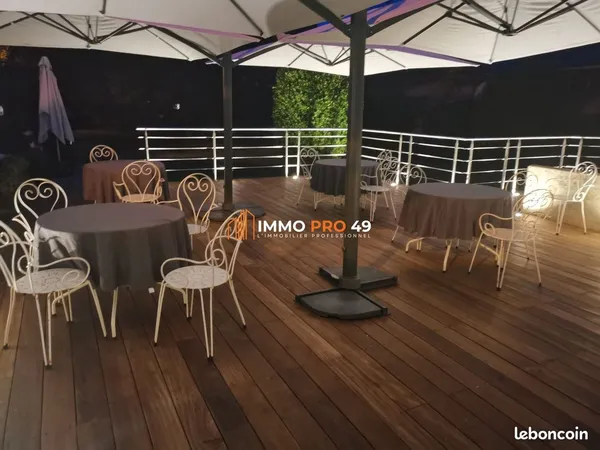 Hôtel, restaurant 600 m² Saint-Loup-Lamairé