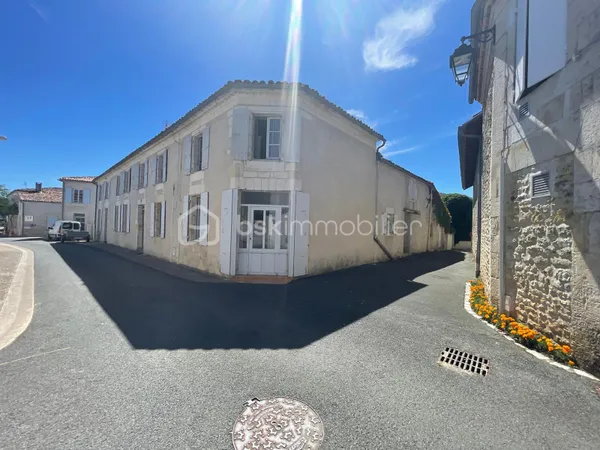 Maison 15 pièces 200 m²