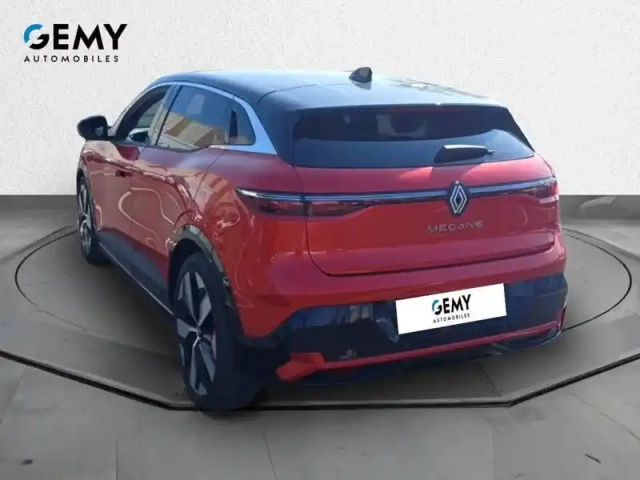 Renault Megane e-tech ev60 220 ch optimum charge — photo 7