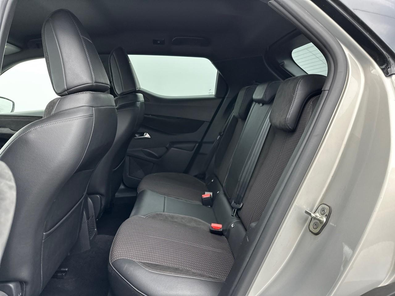 Ds Ds 3 crossback puretech 130 eat8 performance line+ — photo 13