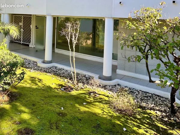 Local commercial 48 m² Nice