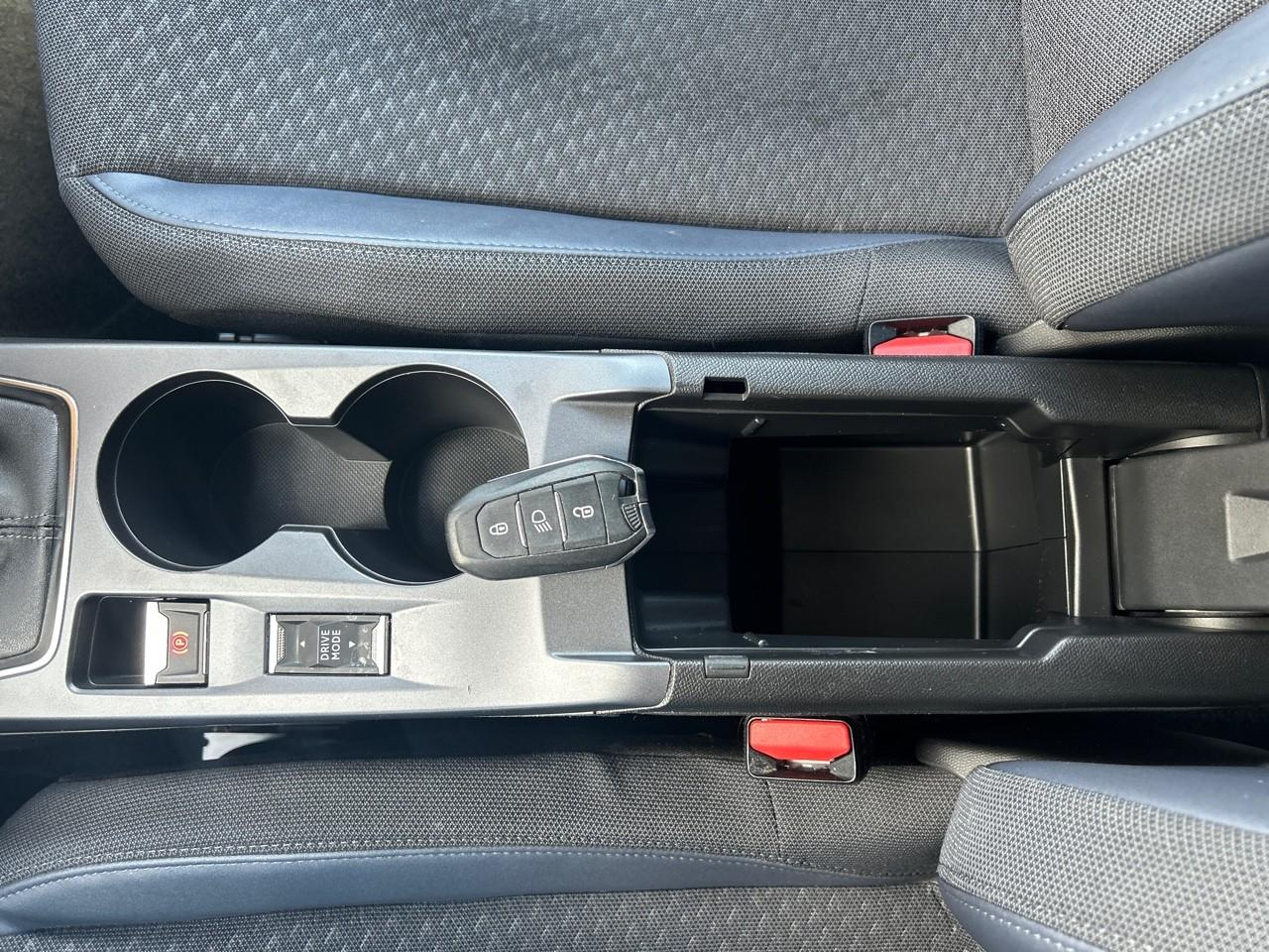 Peugeot 2008 1.2 puretech 130ch s&s allure — photo 19