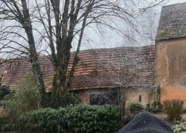 Deux maisons anciennes à restaurer à une 20aine de mn de Sarlat