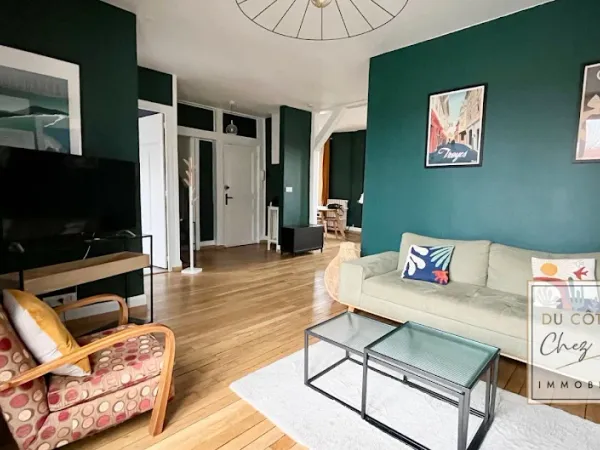 Appartement 6 pièces 120 m²