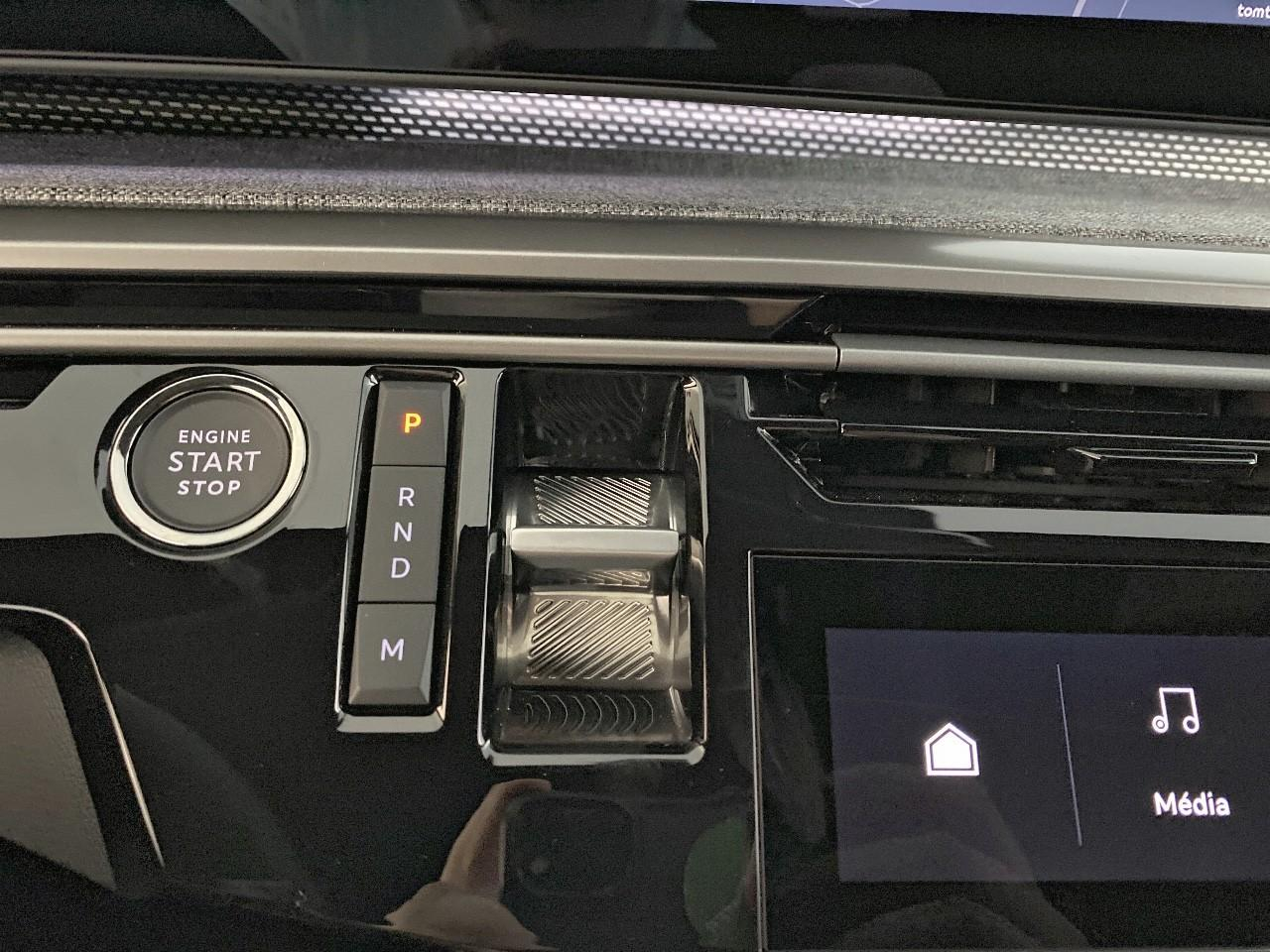 Peugeot 3008 hybrid 145 e-dcs6 gt — photo 15