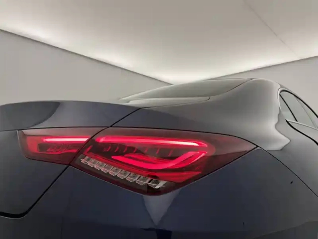 Mercedes Cla coupé 200 d 8g-dct — photo 95
