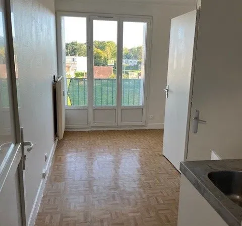 🏡 studio avec loggia privative - évreux | spécial investisseur