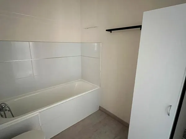 LOUE STUDIO 30m2 CHAMBRAY LES TOURS