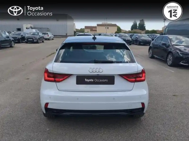 Audi A1 sportback 30 tfsi 116ch design s tronic 7 — photo 4