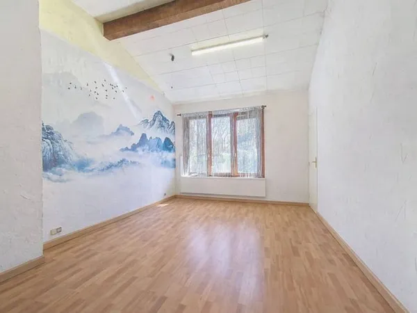 Local commercial 1 pièce 37 m²