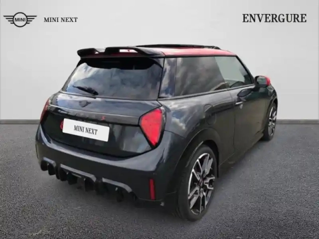 Mini Cooper 3 portes s 204ch jcw dkg7 — photo 2