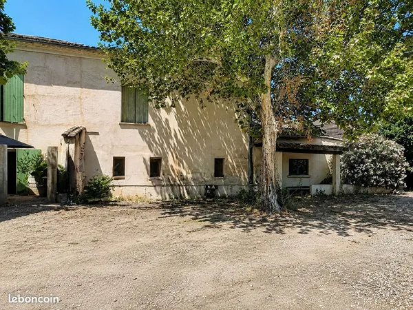 Mas 8 pièces 310 m²