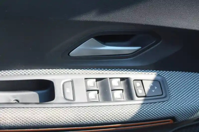 Dacia Sandero eco-g 100 — photo 10