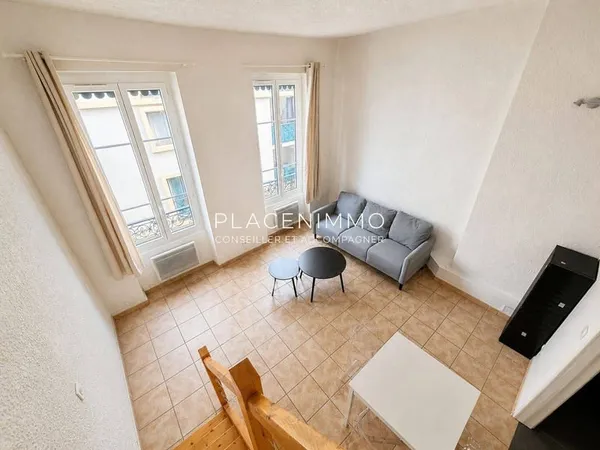 Studio 1 pièce 27 m²