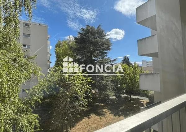 Pau : T1 de 20,79 m² au 2e étage, déjà loué, un placement locatif prêt à l'emploi