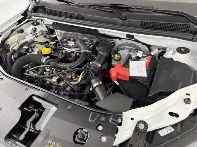 Dacia Sandero eco-g 100 — photo 36