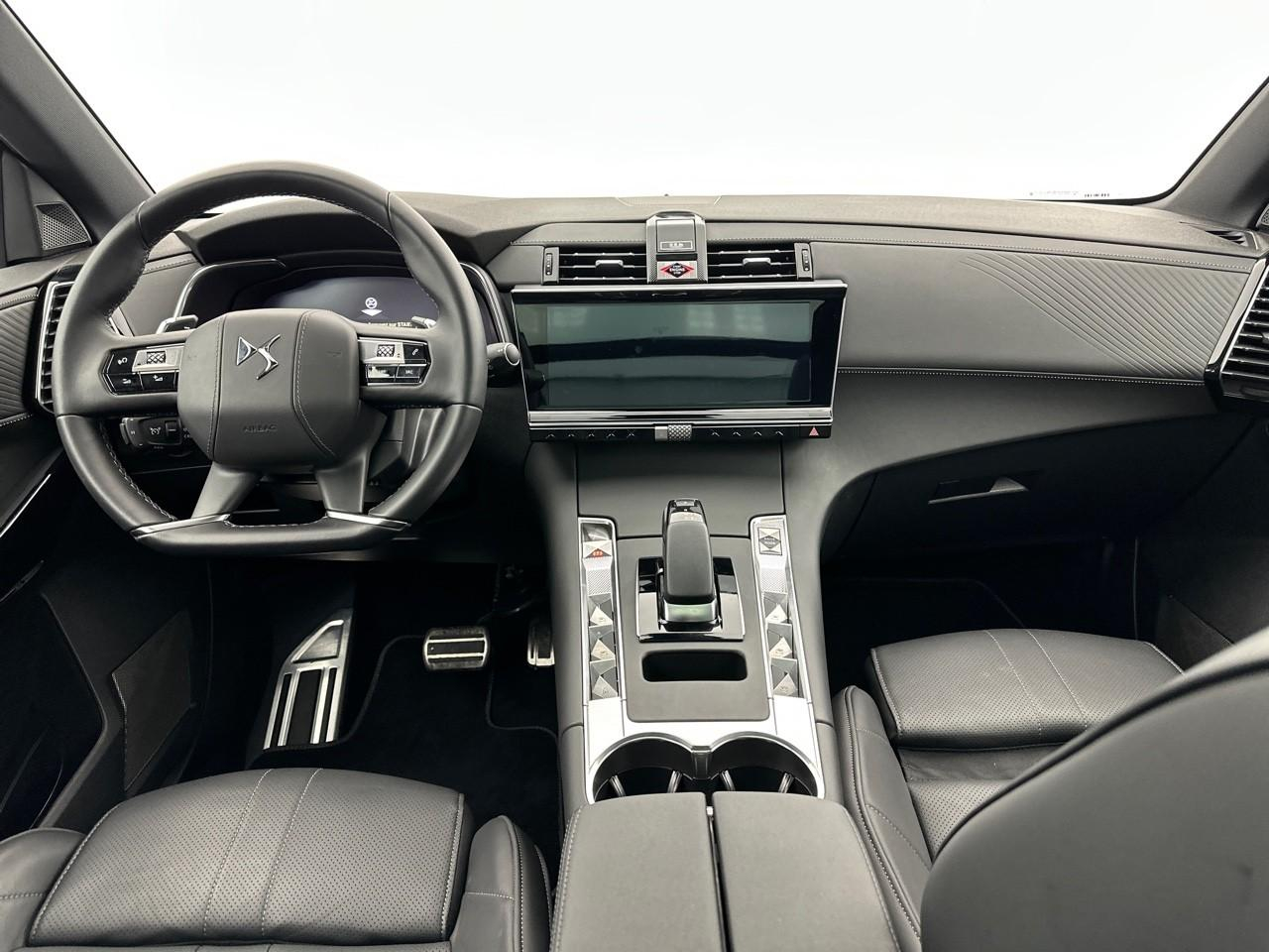 Ds Ds 7 crossback hybride rechargeable e-tense 360 eat8 4x4 performa — photo 9