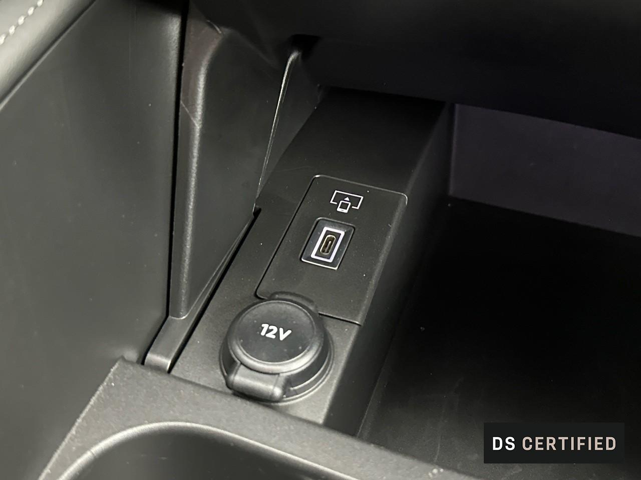 Ds Ds 4 puretech 180 eat8 cross rivoli — photo 29