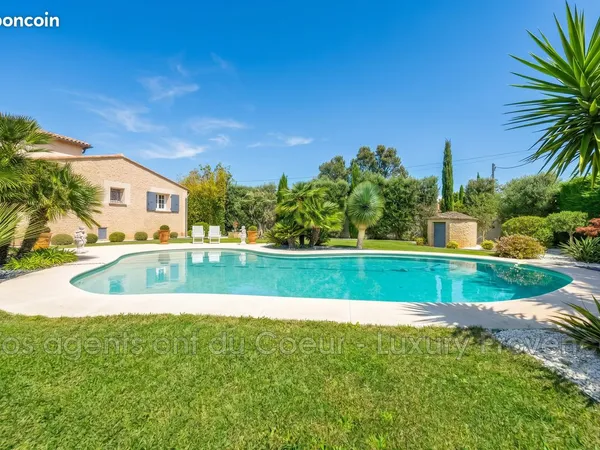 Maison 6 pièces 160 m²