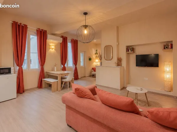 Location T2 meublé rénové de 40.90 m² - Toulon, Cours Lafayette