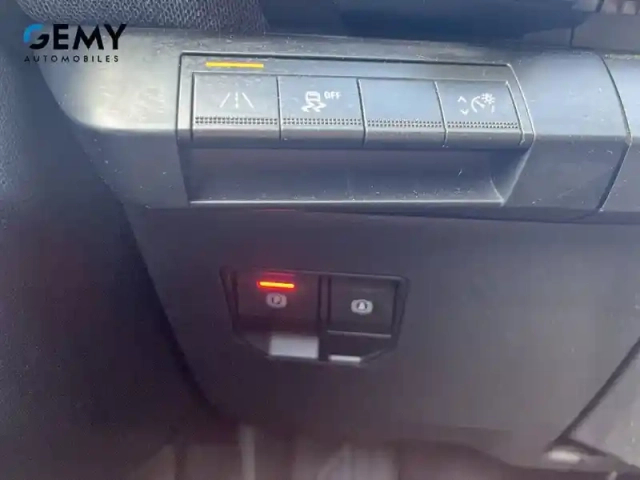 Renault Megane e-tech ev60 220 ch super charge — photo 14