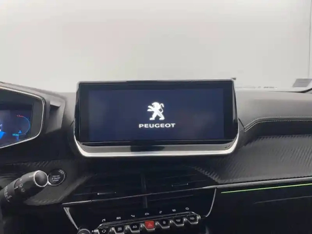 Peugeot 2008 puretech 130 s&amp;s bvm6 — photo 28