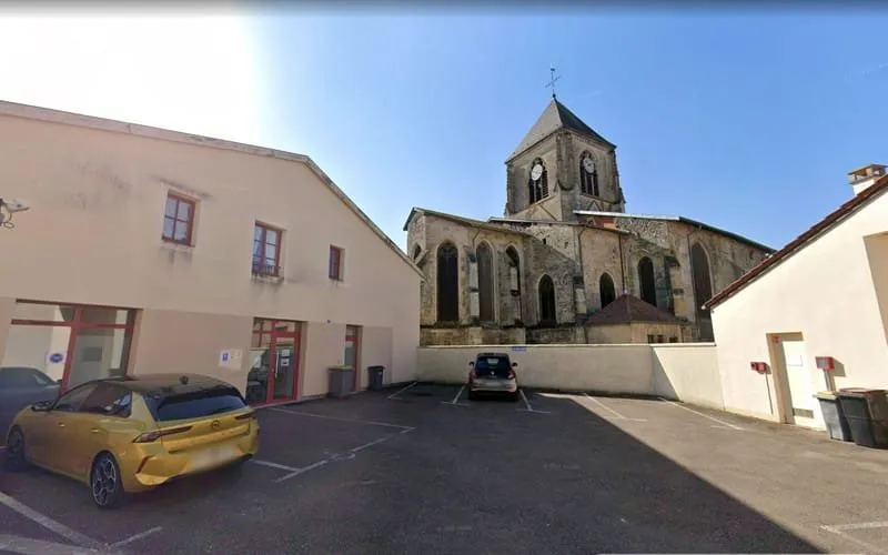 Photo 1