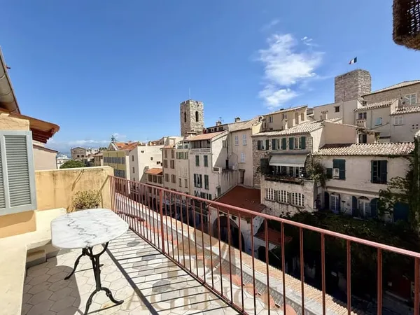 Charmant appartement avec terrasse vie mer toit