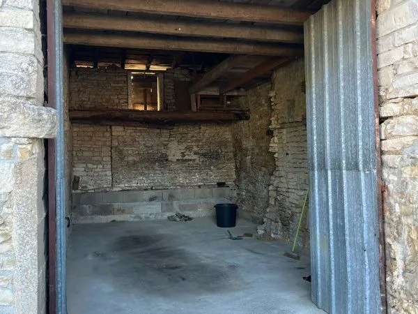 Grange garage