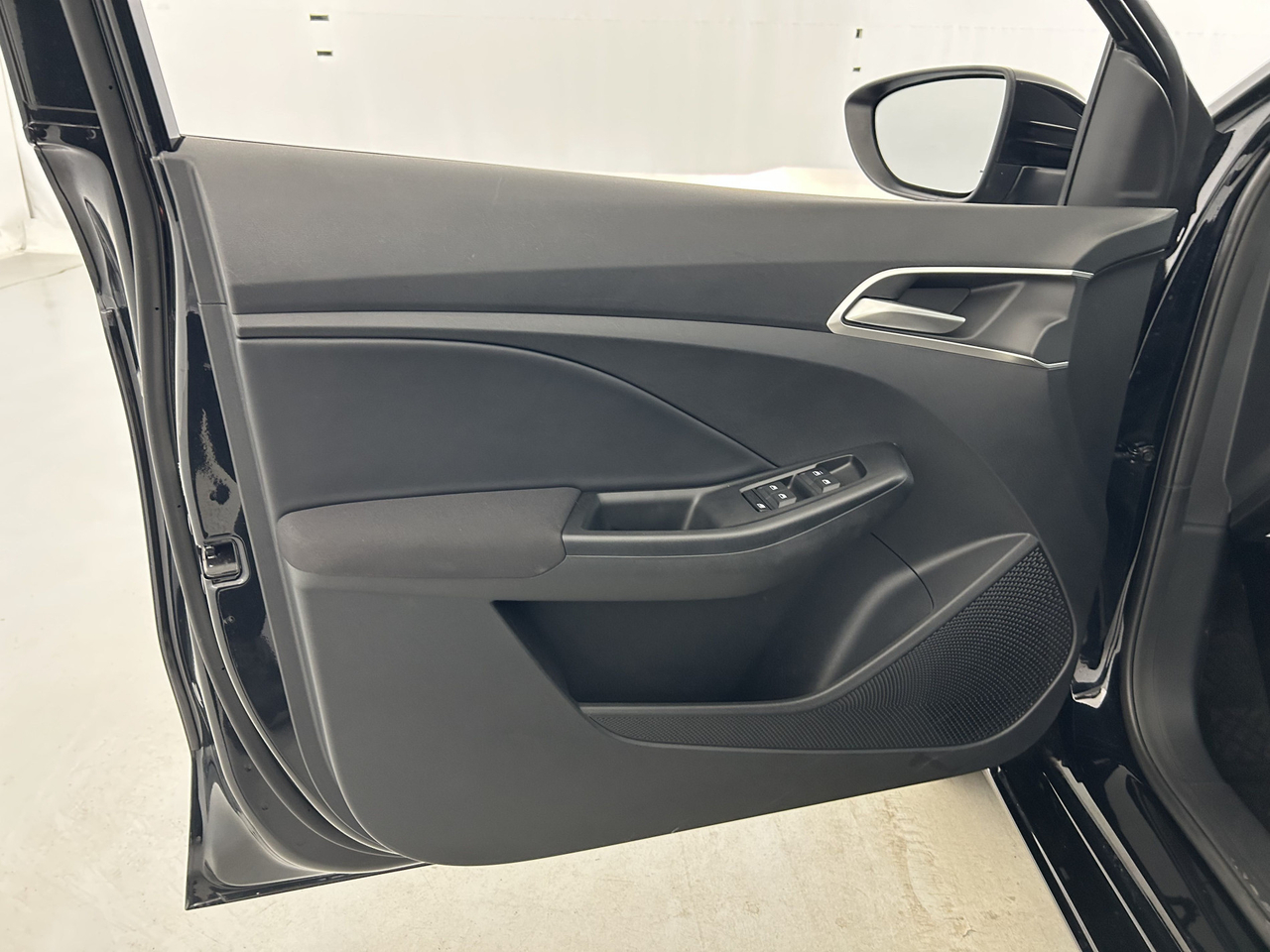 MG MG3 — photo 10