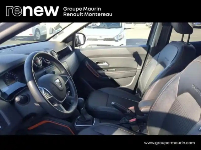 Dacia Duster 1.3 tce 150ch fap sl extreme 4x2 edc — photo 12