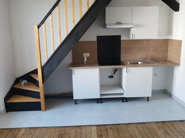 T2 Mezzanine à louer