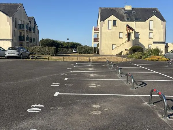 Parking/box 10 m² Ploemeur