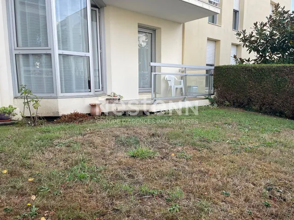 A louer, Vannes, appartement T2 37.40m², rdc avec terrasse et parking