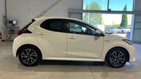 Toyota Yaris 116h Collection 5p — photo 4