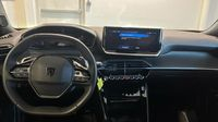 Peugeot 2008 1.2 PureTech 130ch S&S Allure EAT8 — photo 11