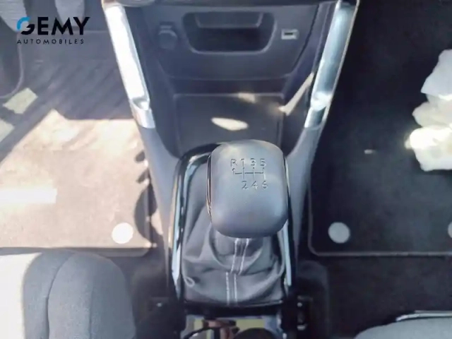 Citroën C3 Aircross puretech 110 s&amp;s bvm6 — photo 13