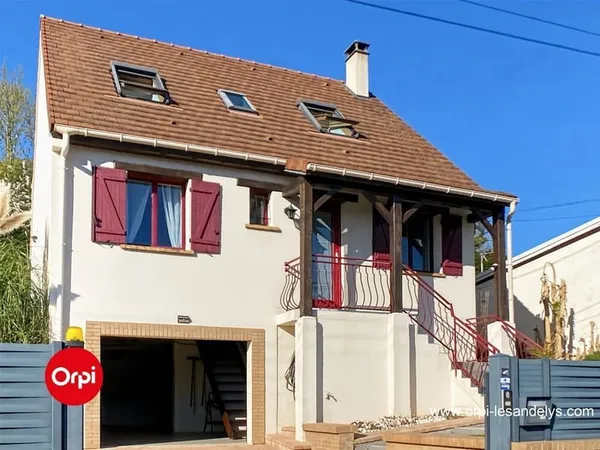 Maison avec sous sol - Centre Ville Les Andelys - 3 chambres -proche commerces 85 m²