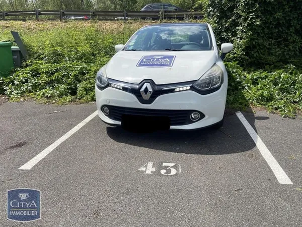 Stationnement Location Linas   49€