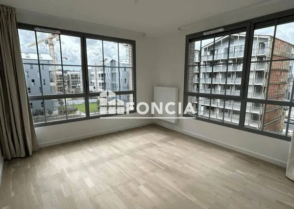 Appartement 4 pièces 84 m²