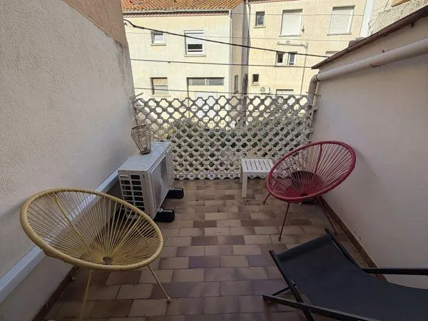 🔆 Maison de ville T2 meublée 46 m² avec terrasse et clim - centre de Pia (66380)